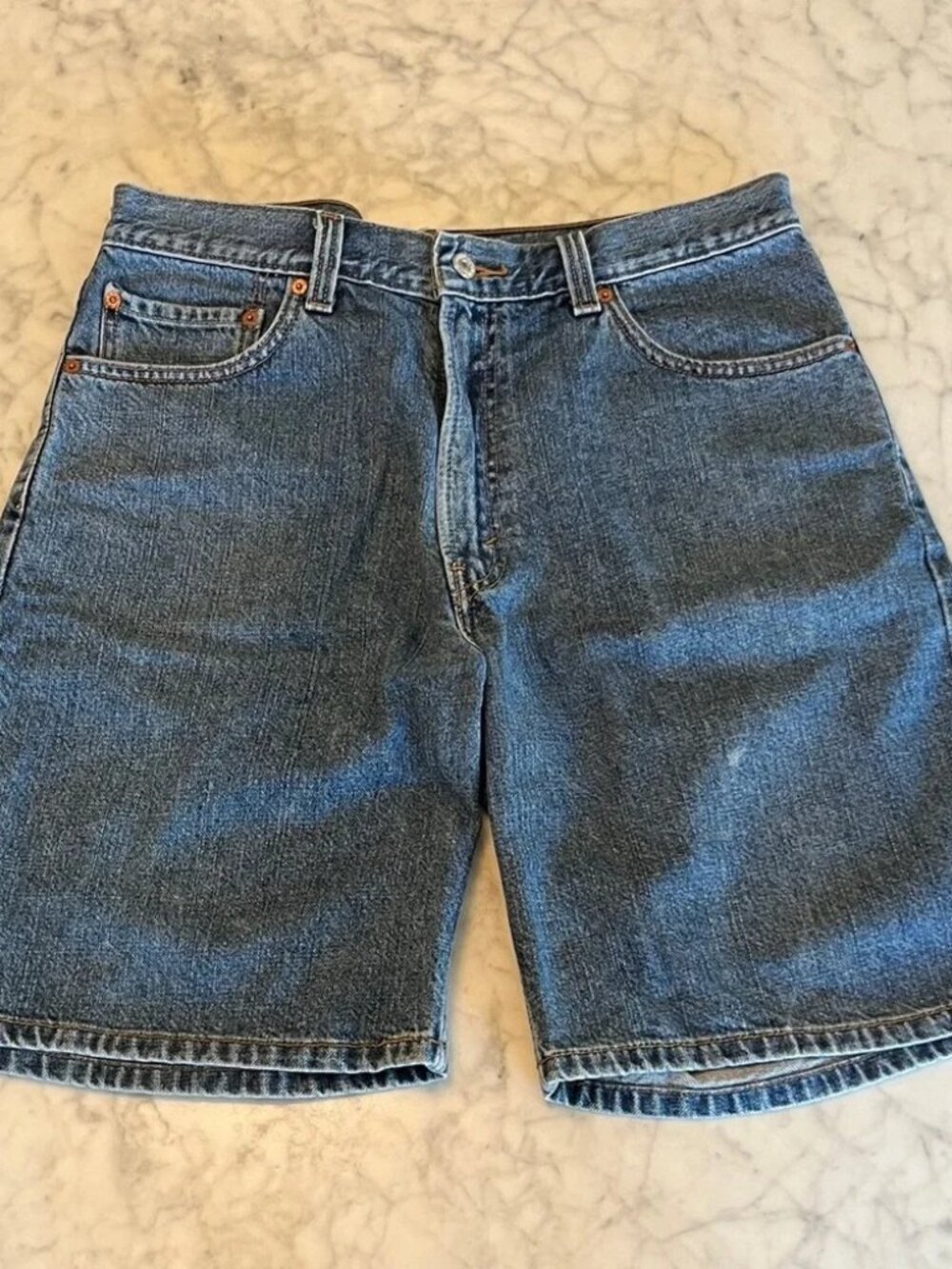 Vintage Men’s Levi’s 550 Blue Jean Shorts Size 36